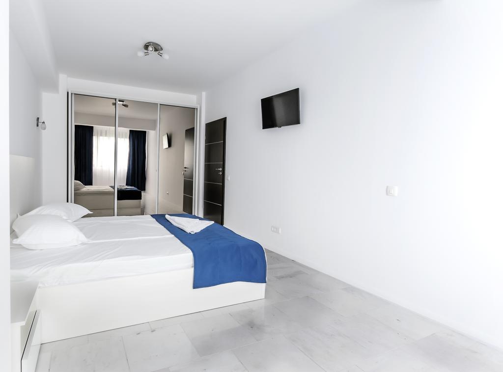 Sns Apartament In Vila Sophia Mamaia Exterior photo